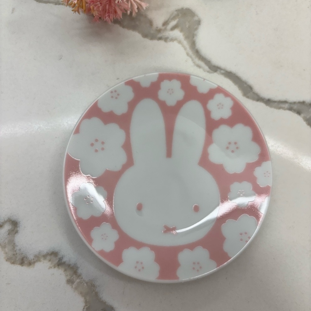 Cute Miffy 🐰🌸Pink and White Small Plate
